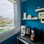 The Maritime Escape F3 Port & Historic Center Dives-sur-Mer