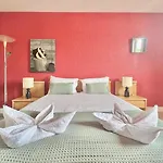 The Maritime Escape F3 Port & Historic Center Apartman