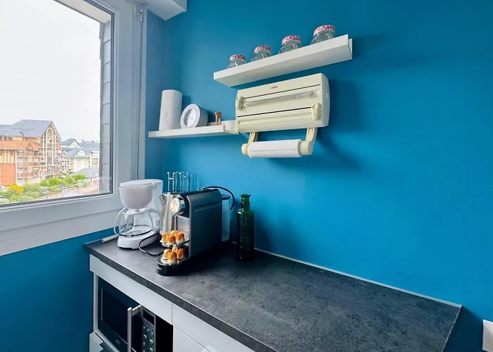 The Maritime Escape F3 Port & Historic Center * Dives-sur-Mer